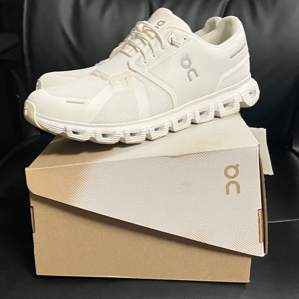 On Running Men's White Athletic Shoes
